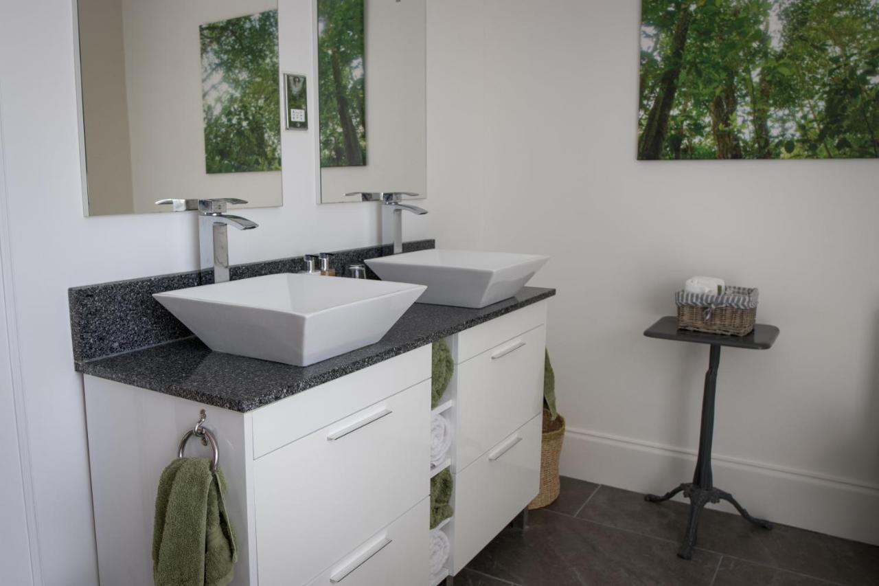 Matlock House Bed & Breakfast Hawkinge Bagian luar foto